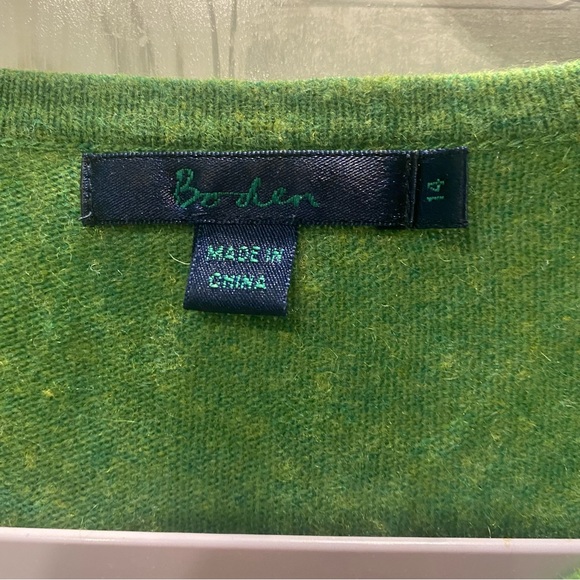 Women’s Boden Apple Green Cardy with Silk Rose inlay front panels UK size 14 - Picture 7 of 7